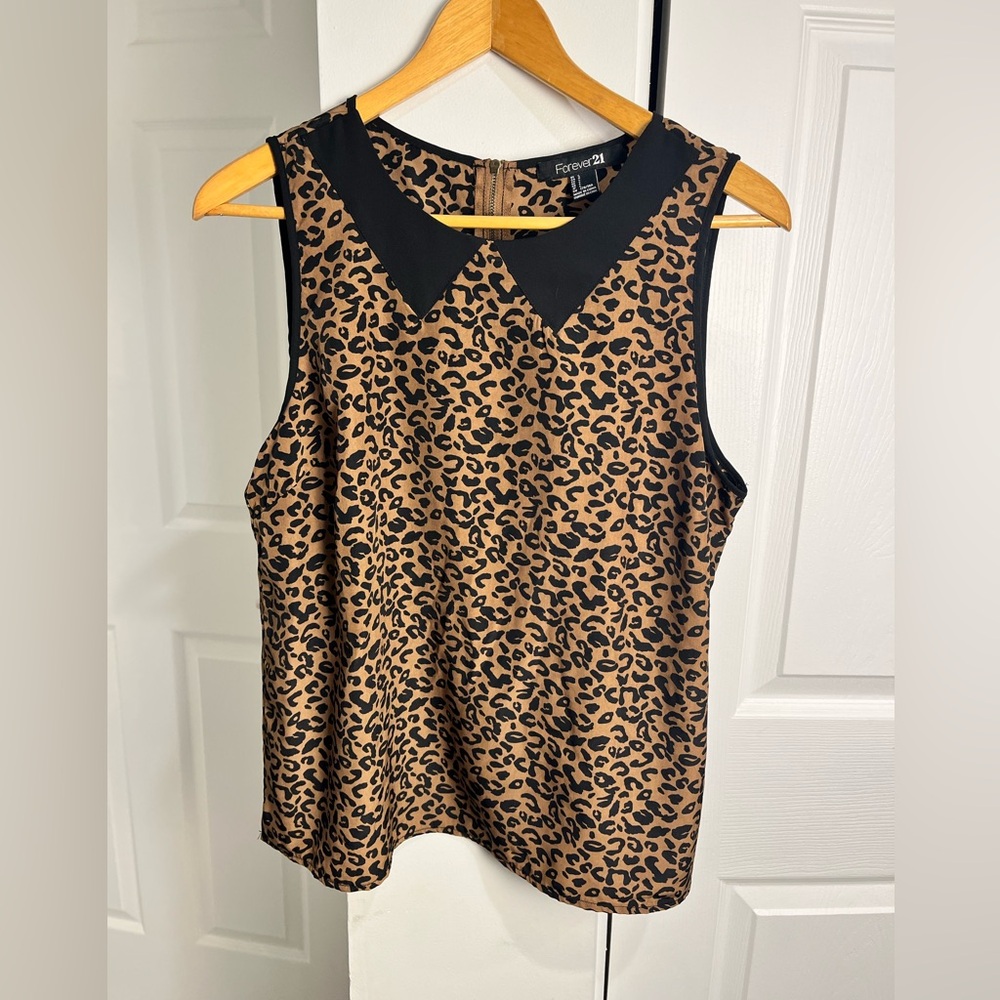 Forever21 Brown & Black Animal Print Top Womens L Contrast Collar Career Casual